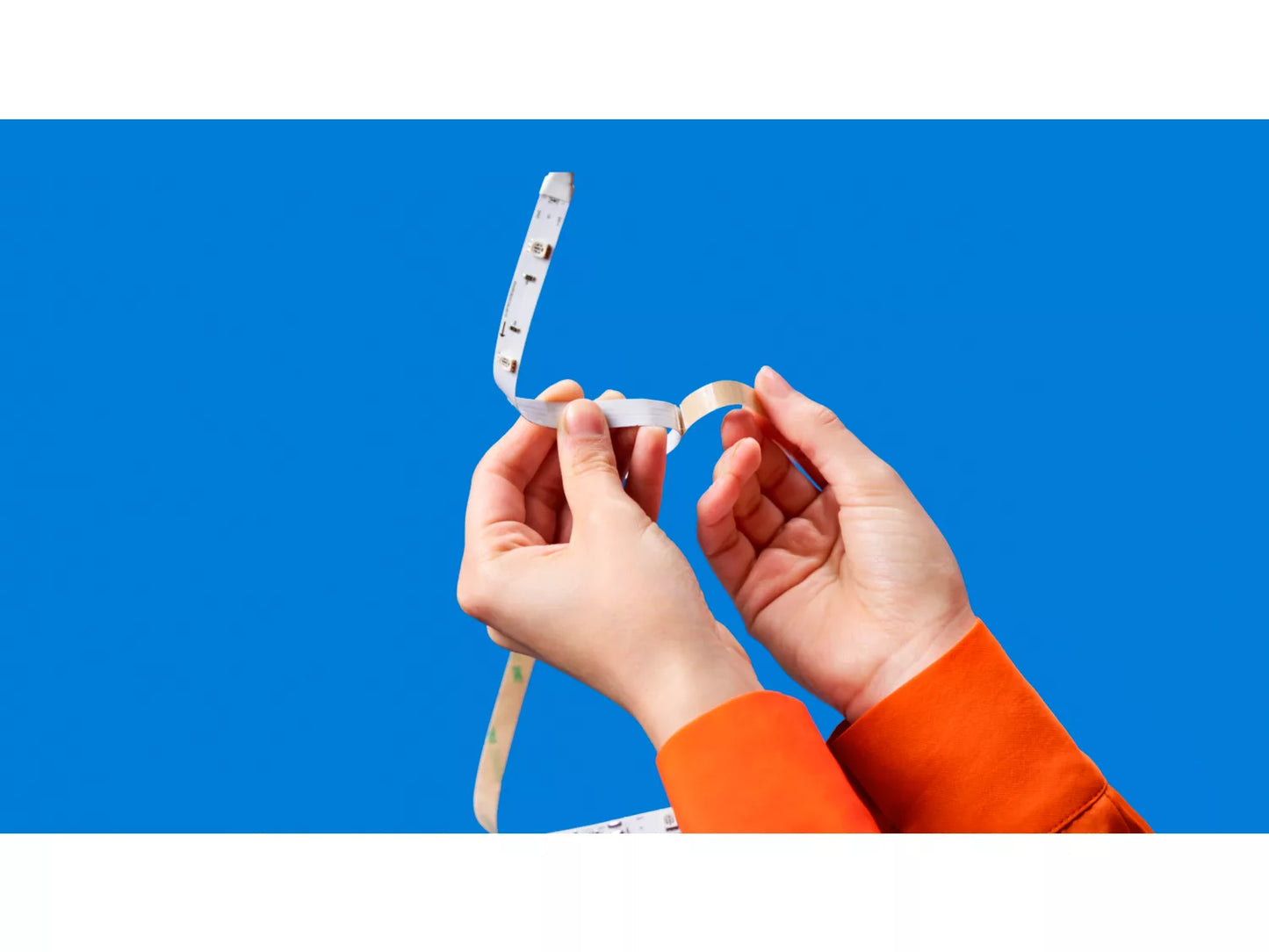 Wiz Smart LED Light Strip pealing