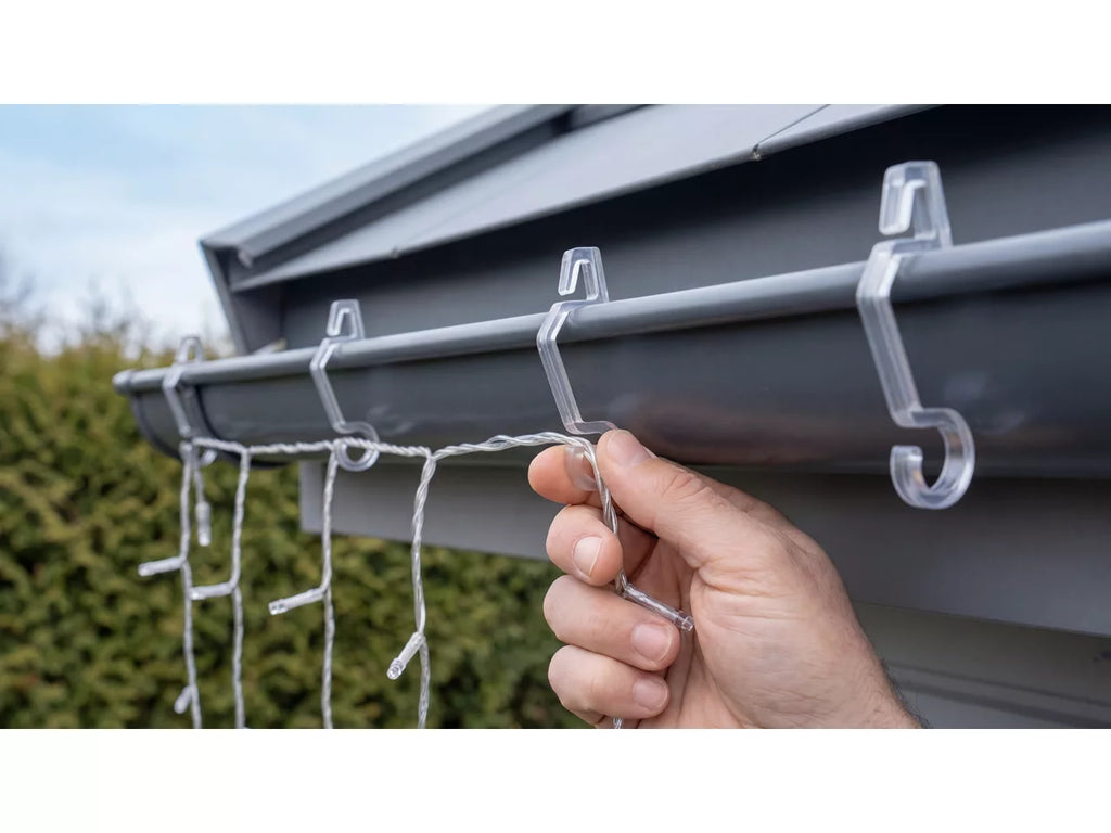 Philips Hue Festavia Icicle Lights getting hung on gutters