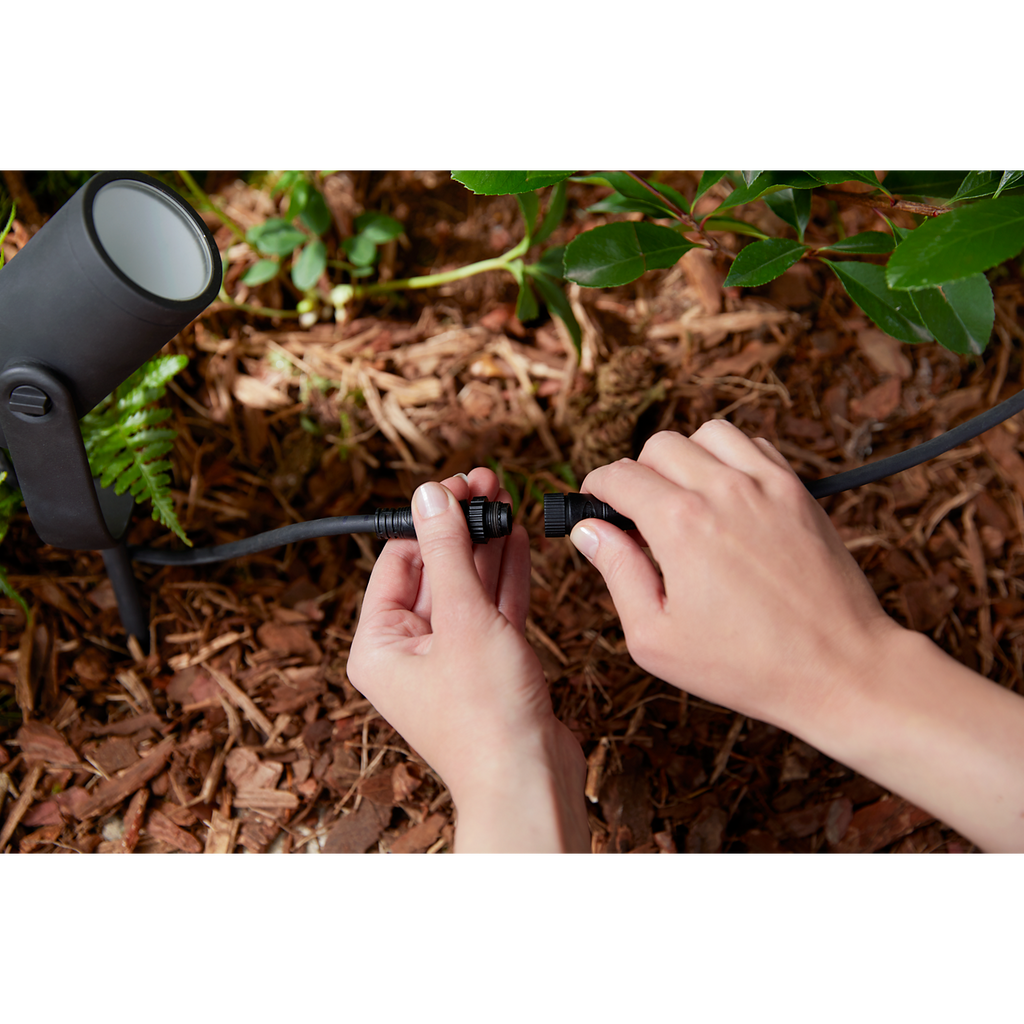 Philips Hue Outdoor Lighting Extension Cable Installation