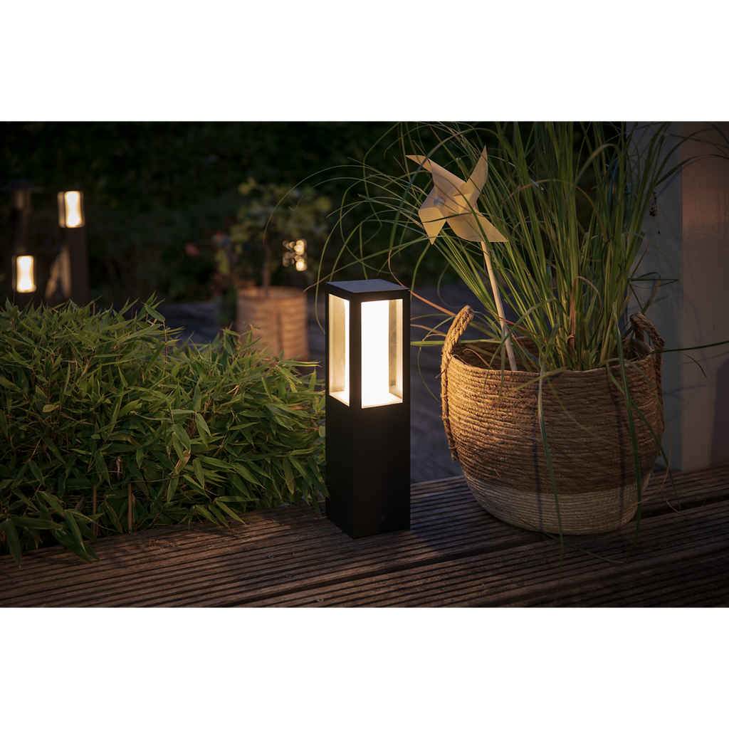 Hue Impress pedestal set to white