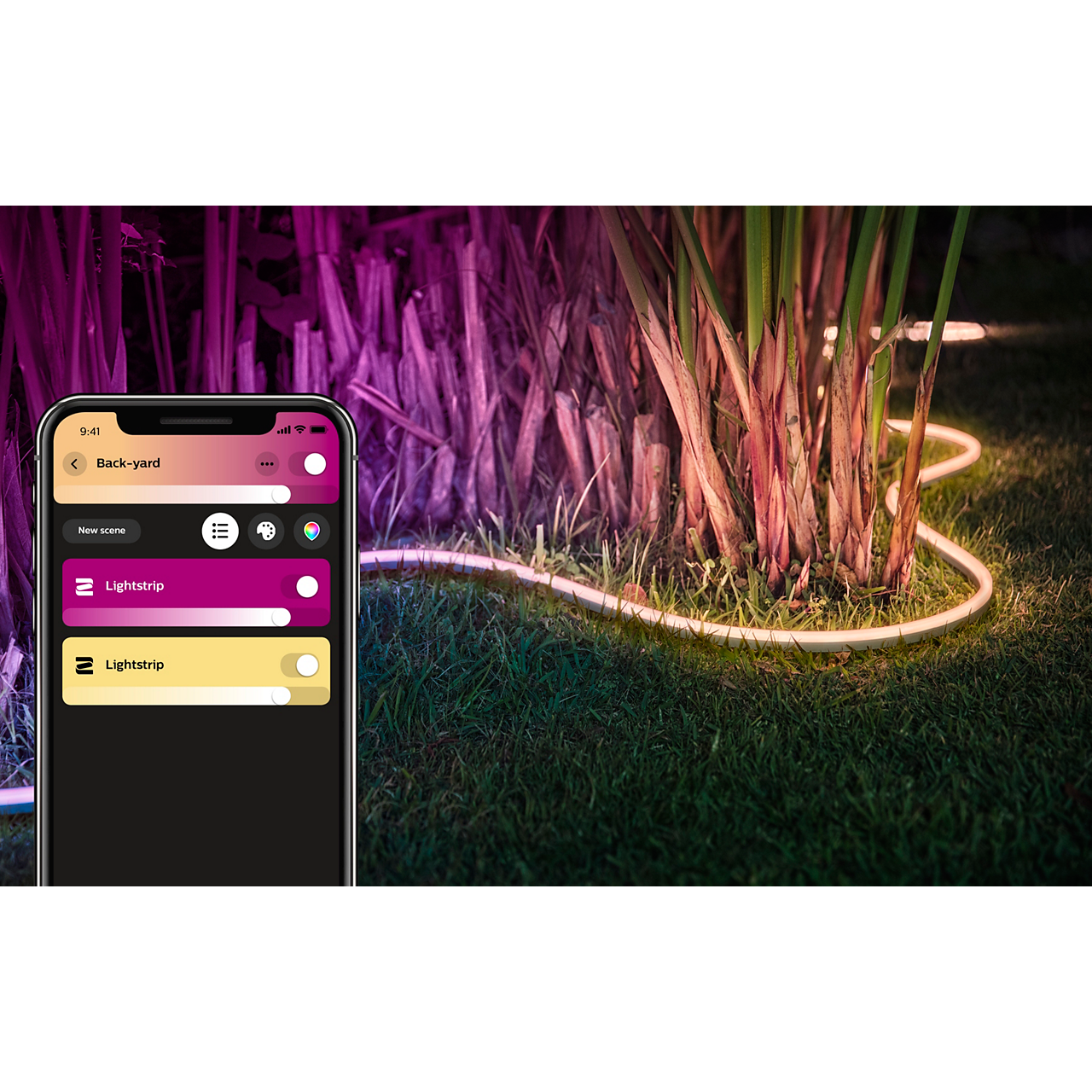 Philips Hue Outdoor Lightstrip outdoor in ferns